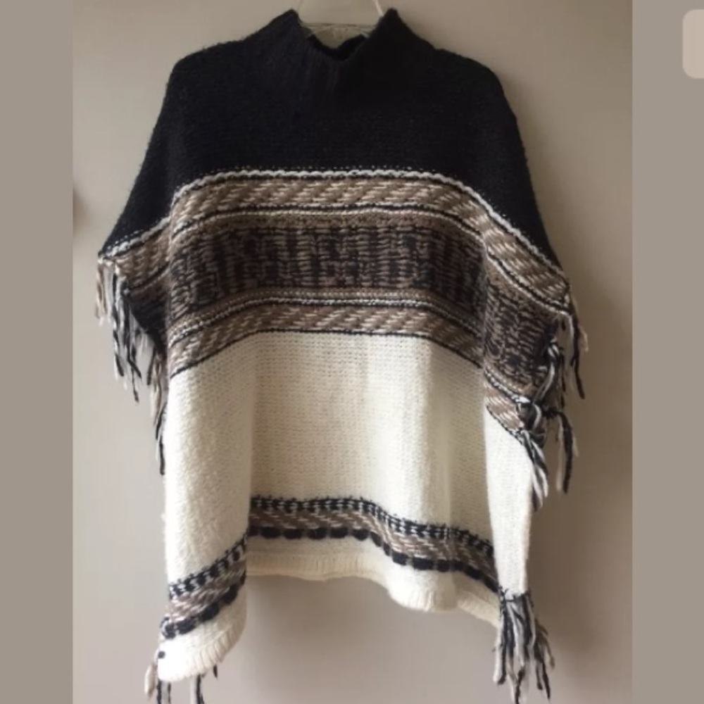 Free People Black and Cream Poncho